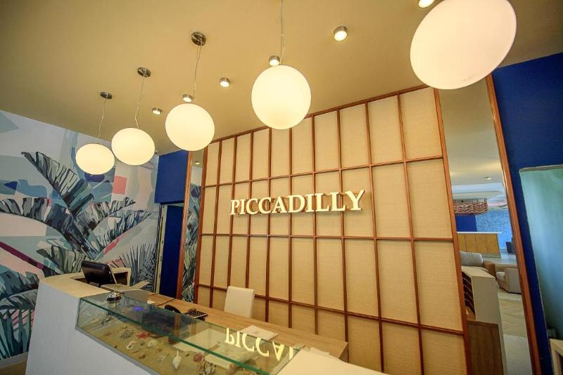 호텔 Piccadilly