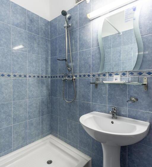 Hotel Siret Saturn