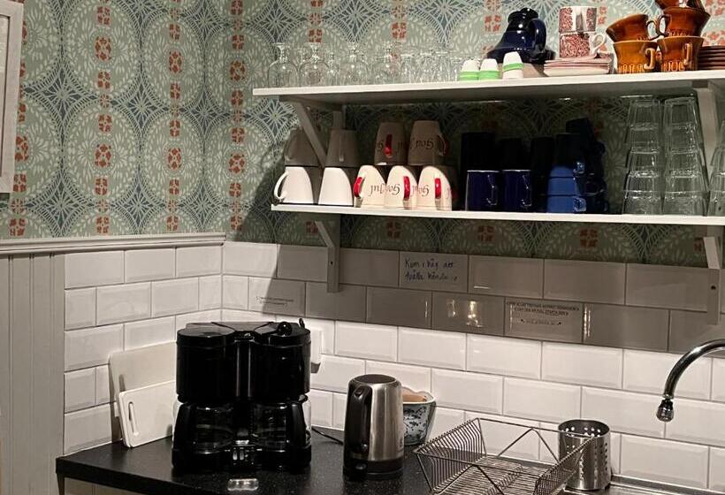 Отель Stf Tre Björnar B&b