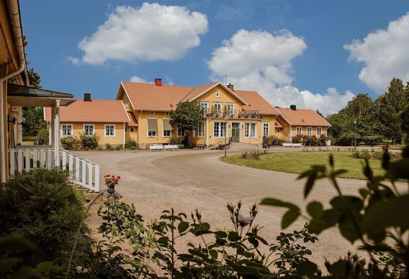 هتل Toftaholm Herrgård