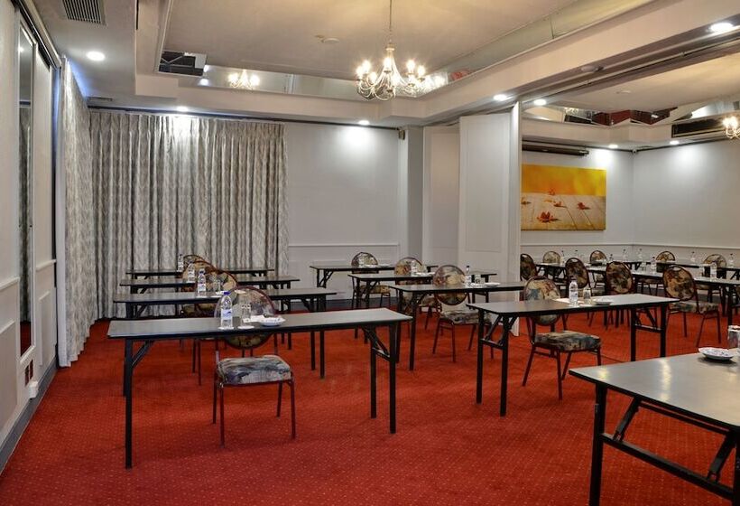 Cumberland Hotel Worcester