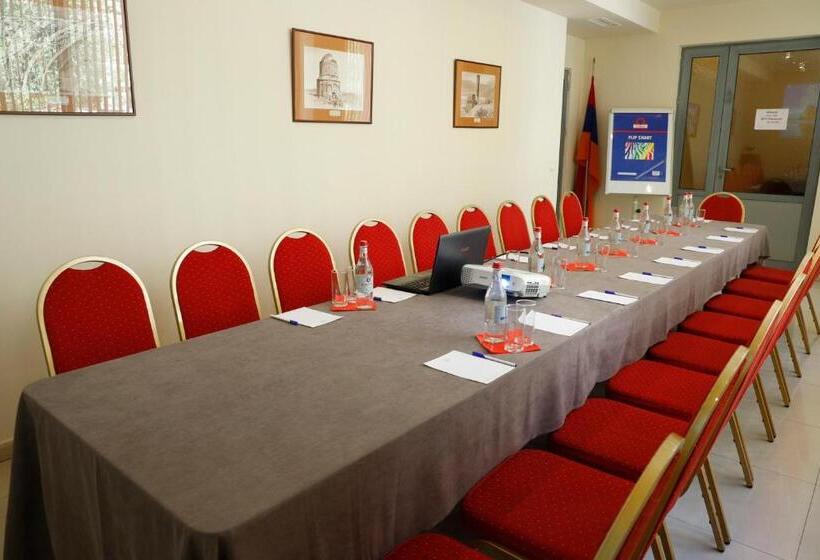 Fotos del hotel Ani Plaza:  3