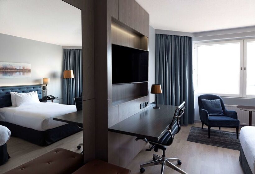 فندق Hilton Helsinki Strand