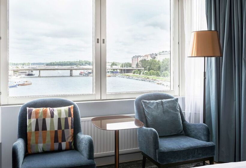 Hotel Hilton Helsinki Strand