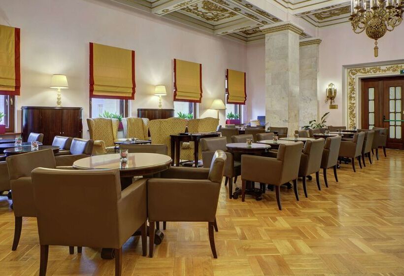 فندق Hilton Moscow Leningradskaya