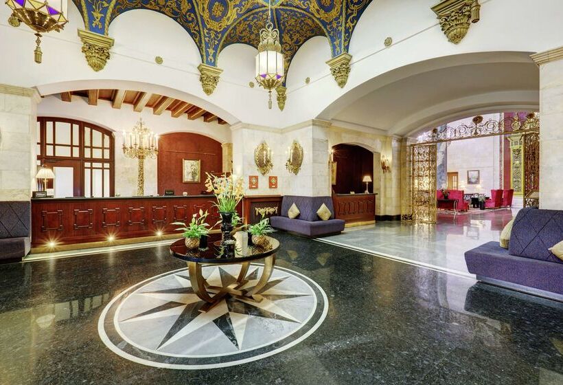 فندق Hilton Moscow Leningradskaya