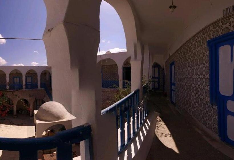 هتل Hôtel Sindbad