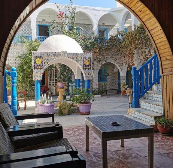 هتل Hôtel Sindbad