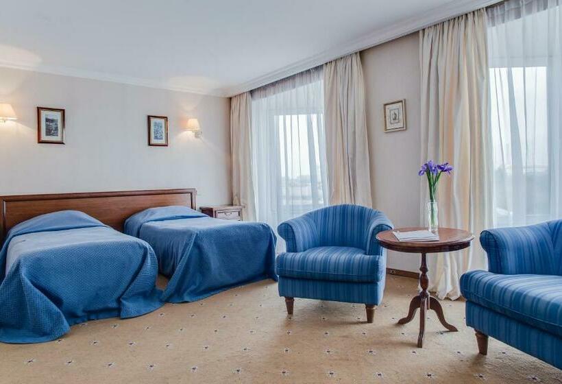 هتل Intourist Zaporozhie