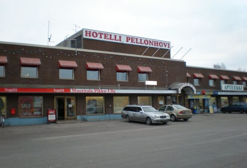 هتل Li Pellonhovi