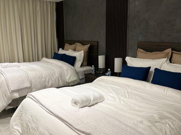 هتل Ramada Inn