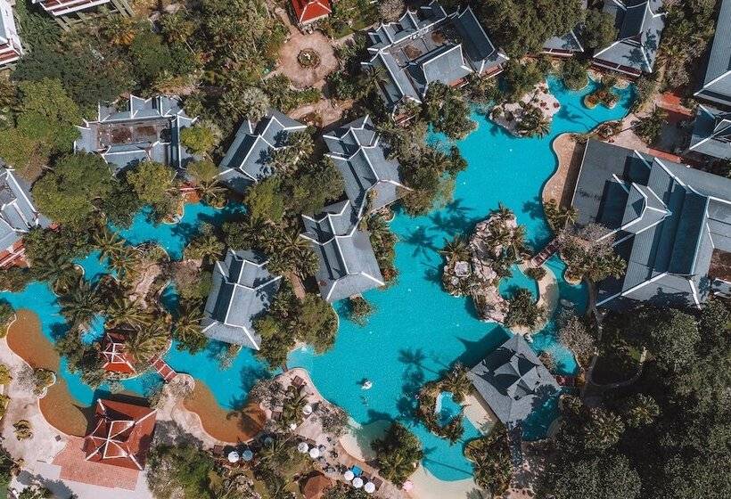 هتل Thavorn Beach Village Resort & Spa Phuket