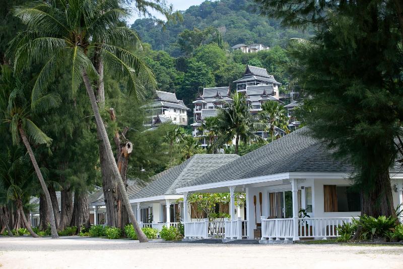 هتل Thavorn Beach Village Resort & Spa Phuket