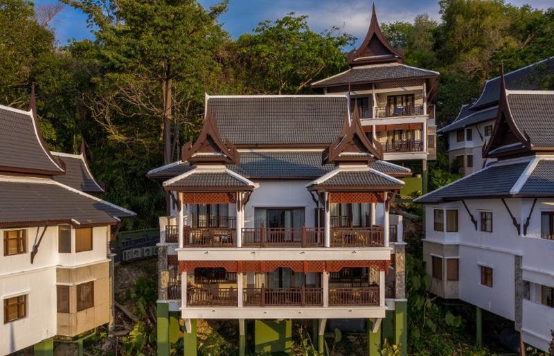 هتل Thavorn Beach Village Resort & Spa Phuket