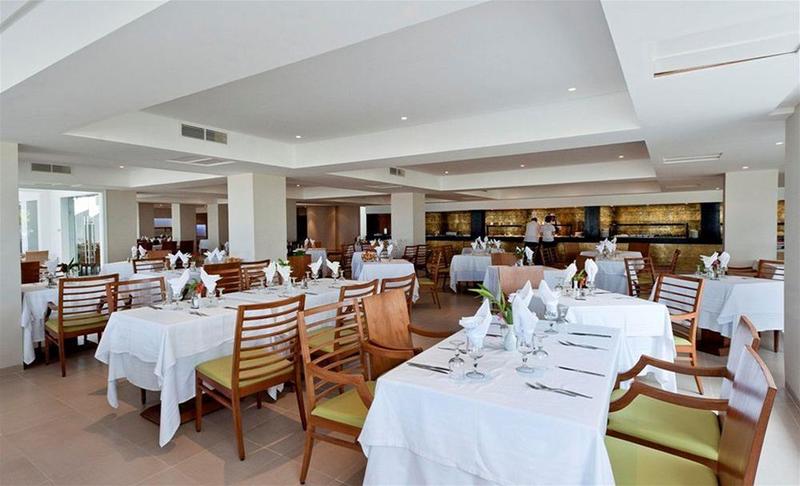 هتل The Orangers Beach Resort And Bungalows All Inclusive