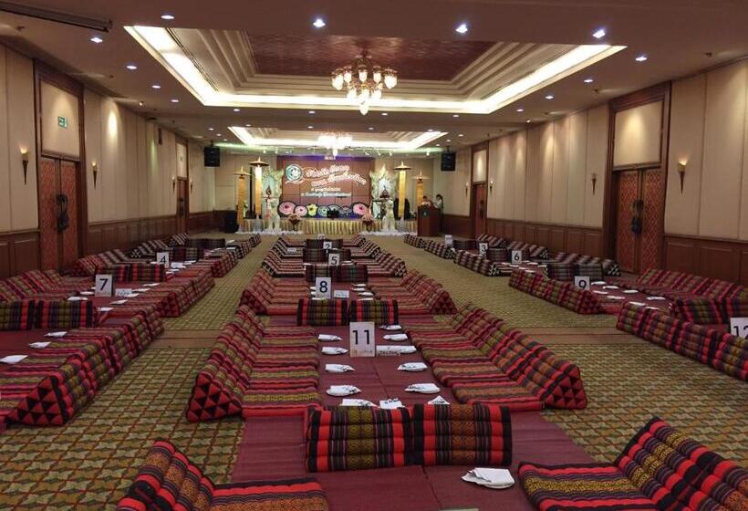 هتل Wiang Inn