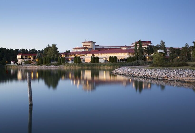 استراحتگاه Naantali Spa