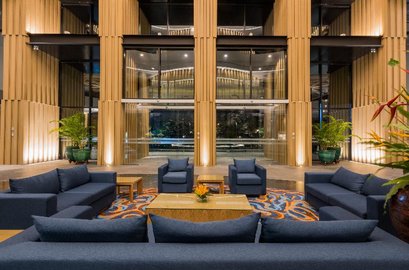 استراحتگاه Royal Cliff Group