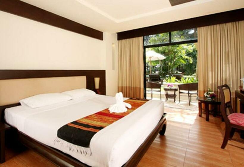 Thara Patong Beach Resort & Spa