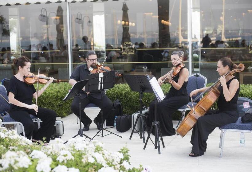 Altin Yunus Hotel & Spa çeşme