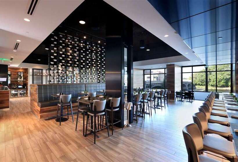 هتل Amway Grand Plazacurio Collection By Hilton