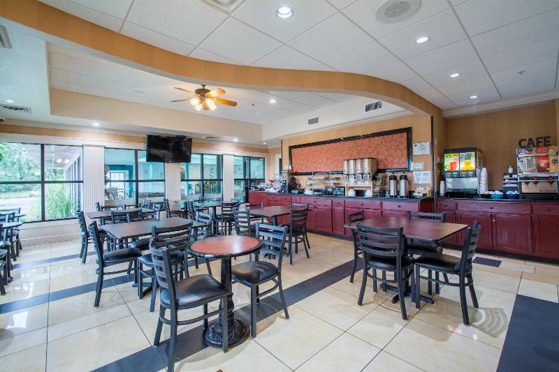 هتل Anchorage Inn And Suites