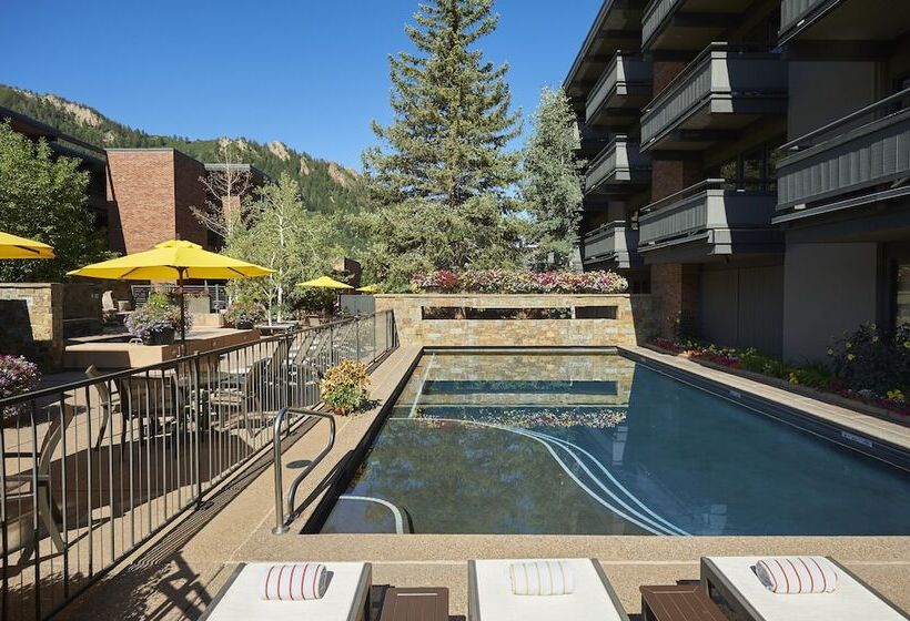 هتل Aspen Square Condominium