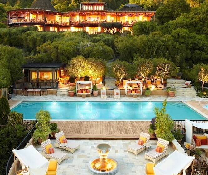 هتل Auberge Du Soleil