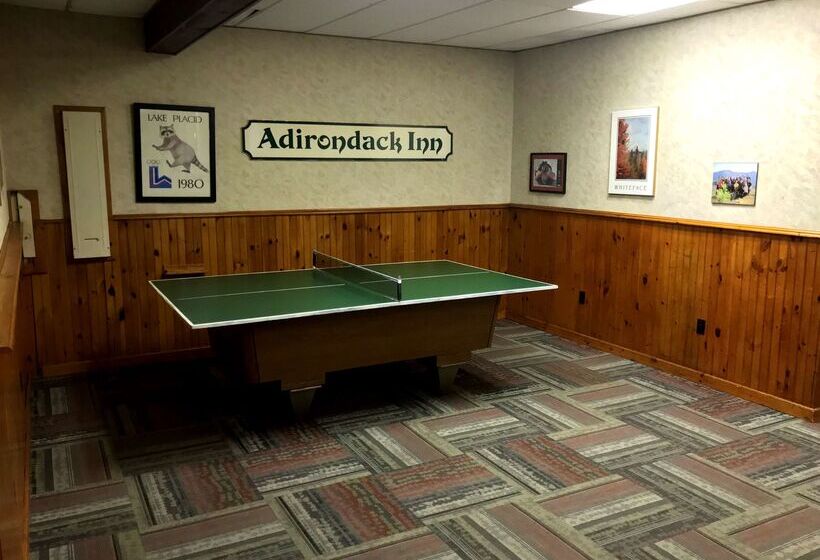 فندق Best Western Adirondack Inn