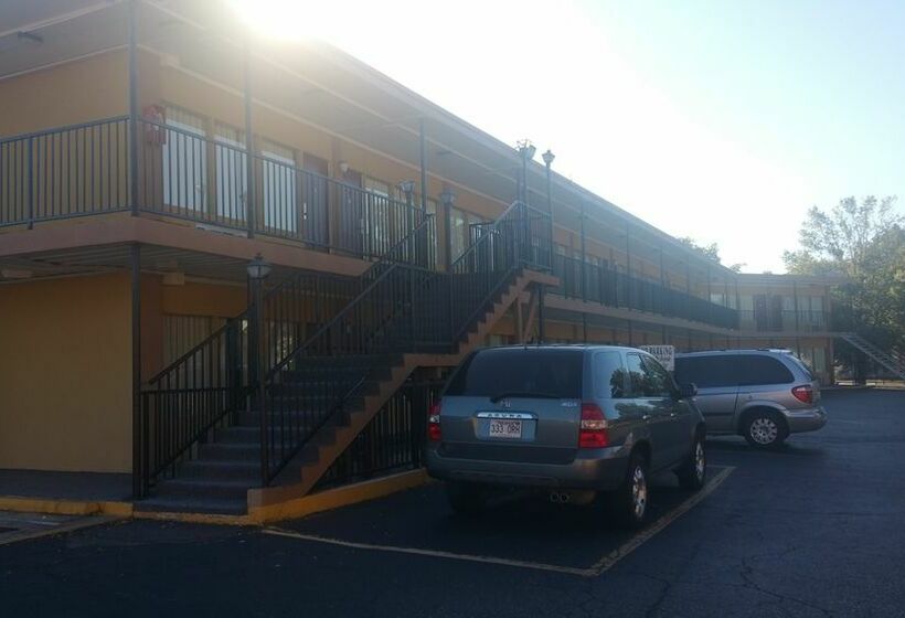 Hotel Econo Lodge Inn and Suites Hot Springs