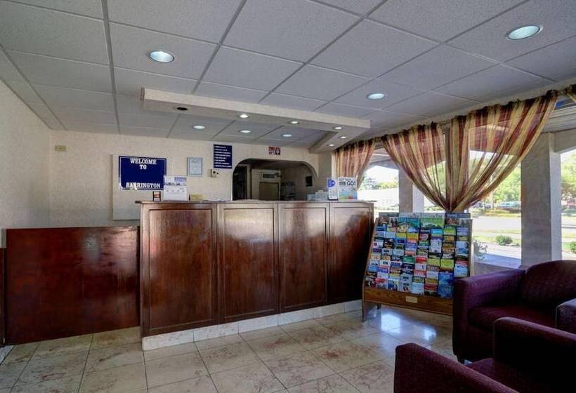 Отель Fairbridge Inn Express Barrington