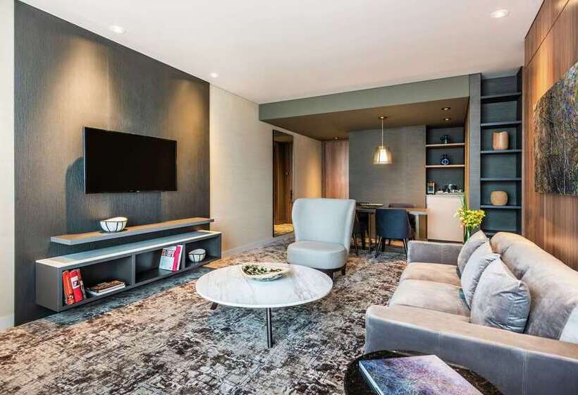 هتل Hilton Boston Back Bay