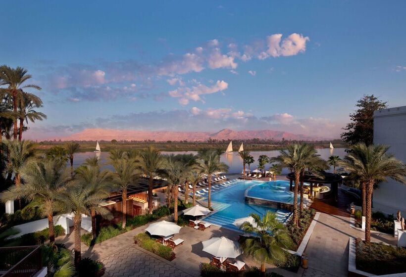 호텔 Hilton Luxor Resort & Spa