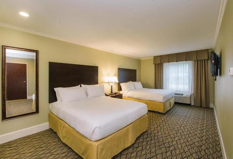 فندق Holiday Inn Express And Suites Merrimack, An Ihg