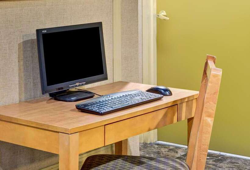 هتل Howard Johnson By Wyndham Galloway Atlantic City Area