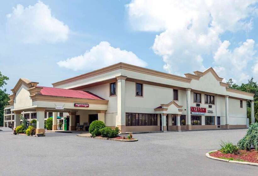 هتل Howard Johnson By Wyndham Galloway Atlantic City Area