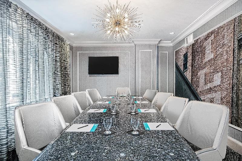 هتل Indigo Dallas Downtown, An Ihg