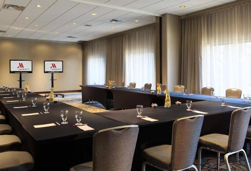 هتل Kansas City Marriott Downtown