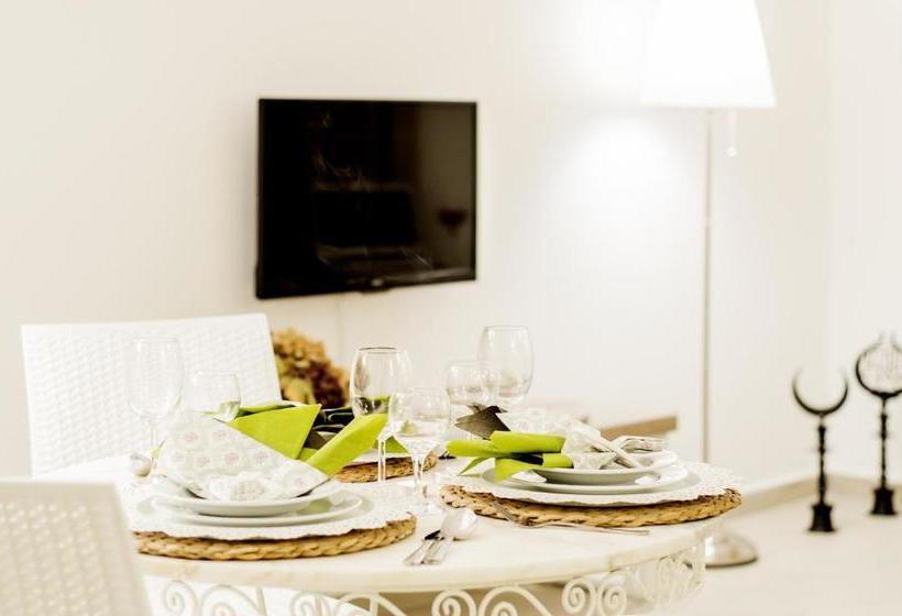 Отель Maison Bahar Suites &