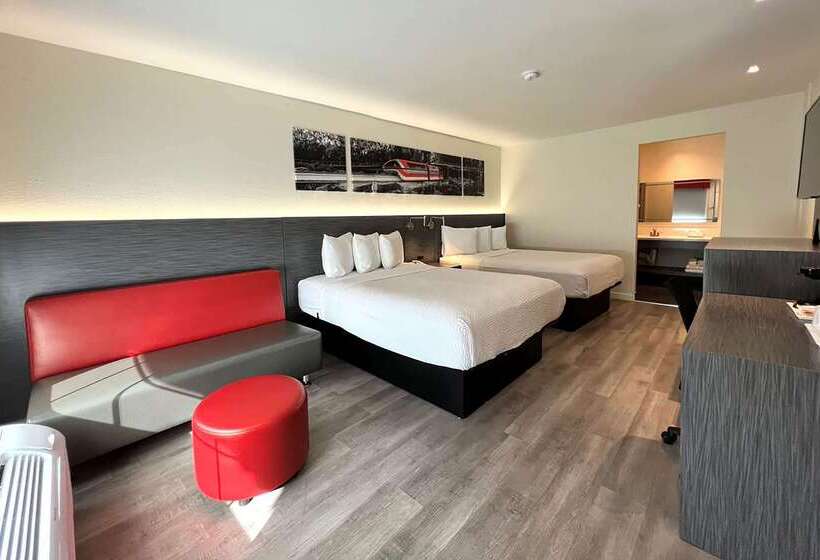 호텔 Ramada By Wyndham Anaheim Convention Center