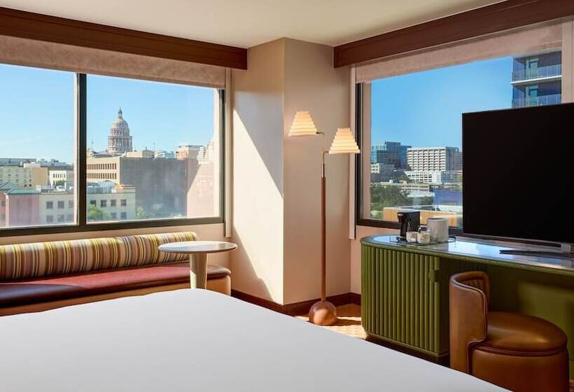 Hotel Sheraton Austin  At The Capitol