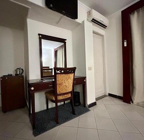 Fotos del hotel New Garden Palace:  13