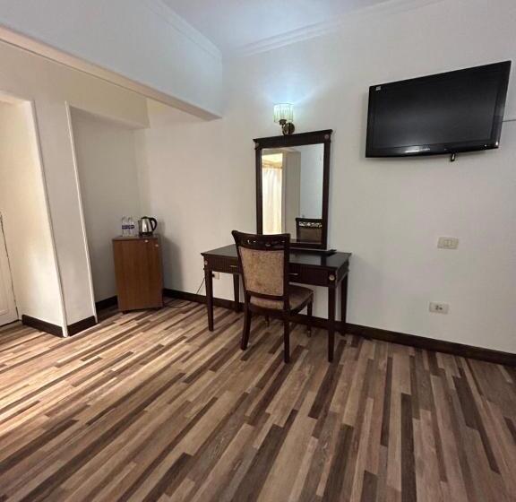 Fotos del hotel New Garden Palace:  14