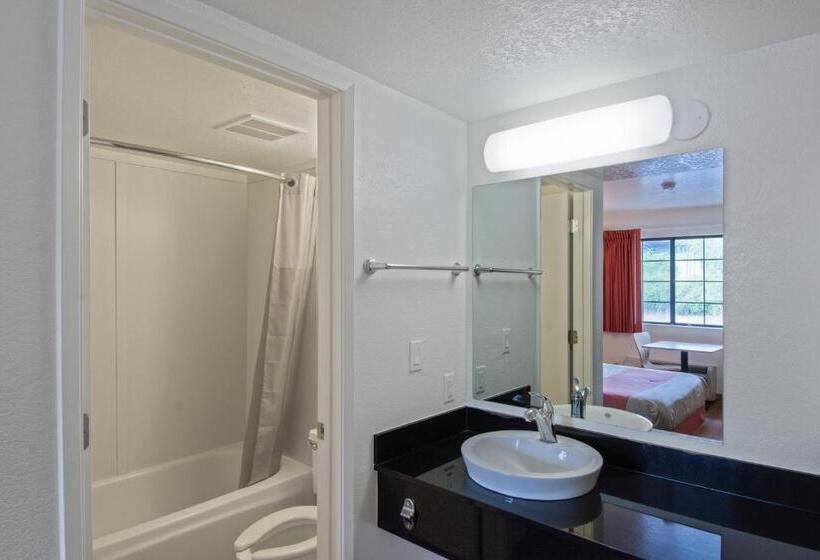 Motel 6 Redding, Ca  South