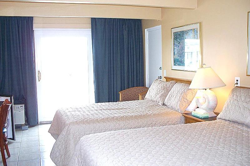 מוטל Aztec Ocean Resort