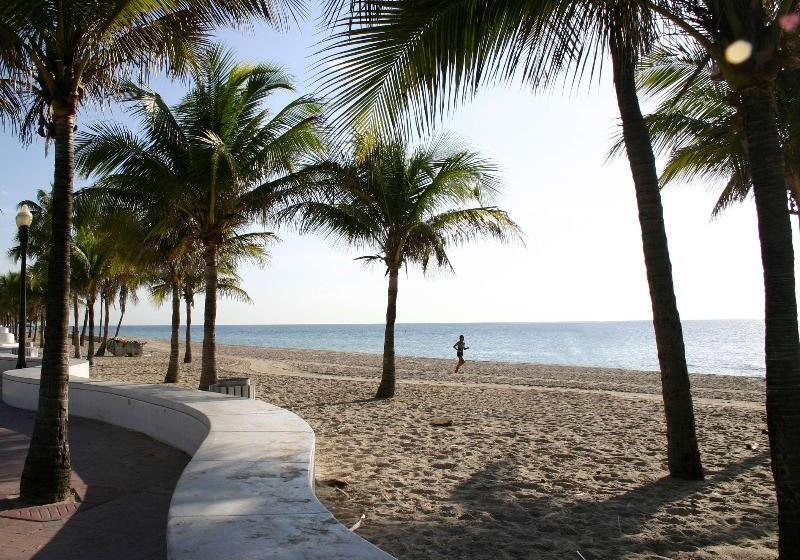 استراحتگاه Bahia Mar Ft. Lauderdale Beach  A Doubletree By Hilton