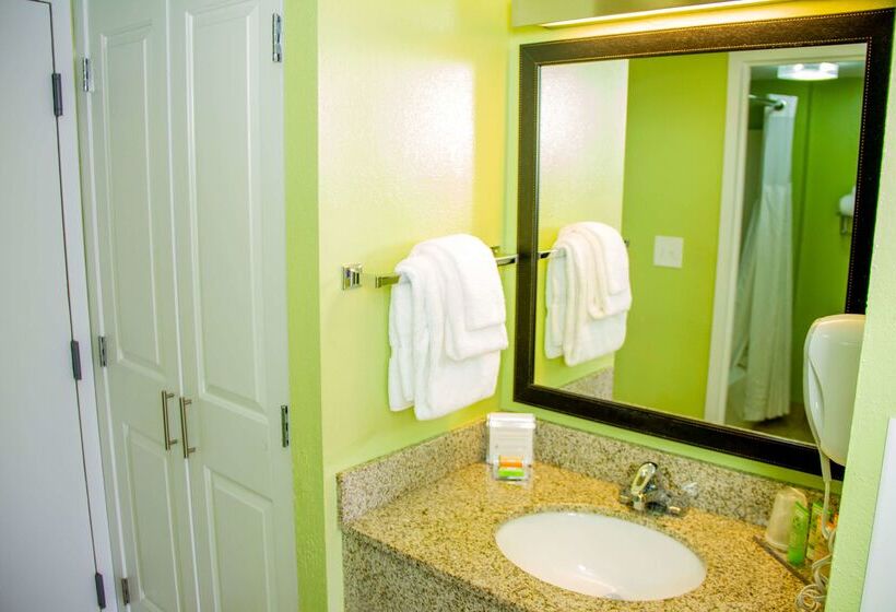 אתר נופש Wyndham Garden Fort Walton Beach Destin