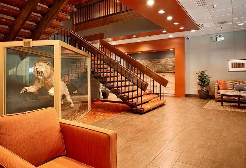 Best Western Golden Lion Hotel