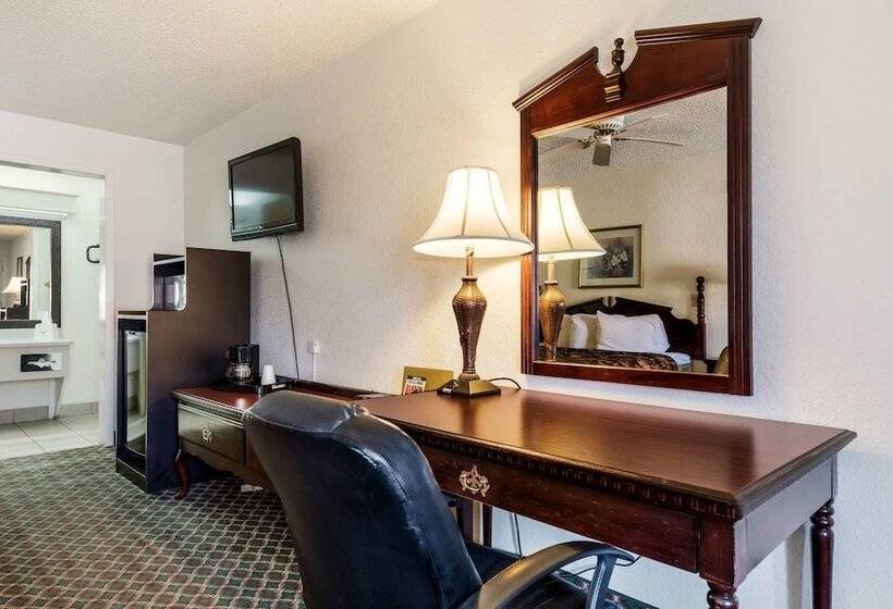 בית מלון כפרי Americas Best Value Inn Paris