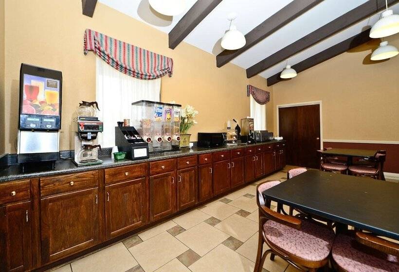 هتل America S Best Value Inn And Suites